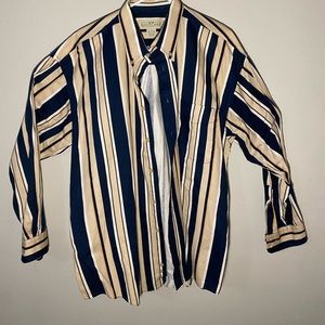 Natural Issue Dress Shirt.